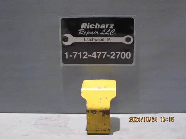 16840105