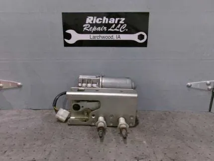 17200853