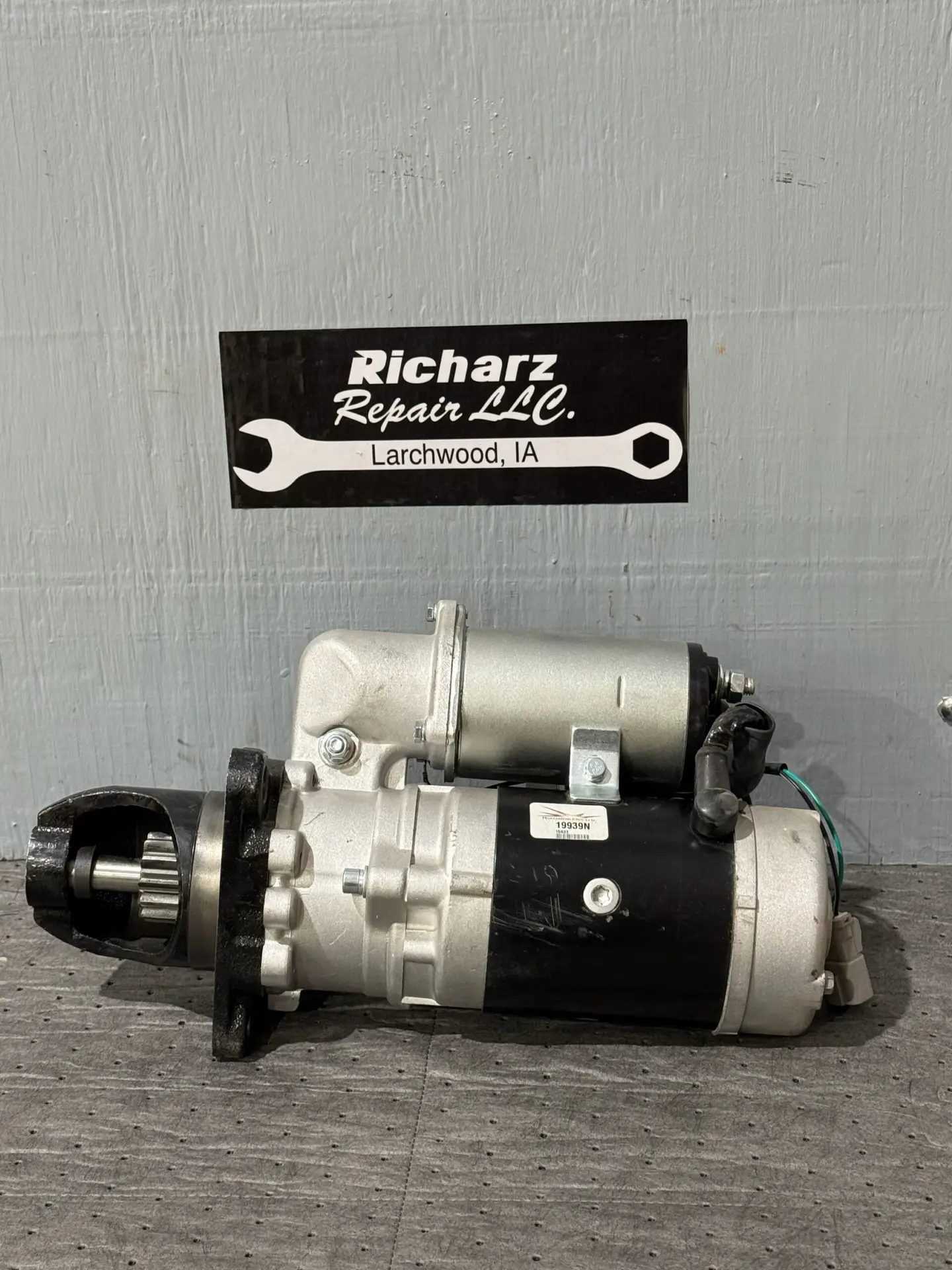 Starter 19939N NEW 24V Komatsu Starter Motor - Image 1